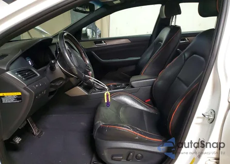 2015 Hyundai Sonata Sport z USA, uszkodzony, nr VIN 5NPE34AB2FH162910